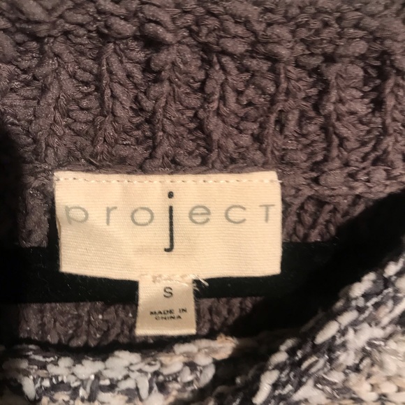 *SOLD* Anthropologie Sweater, Size Small - Picture 4 of 7